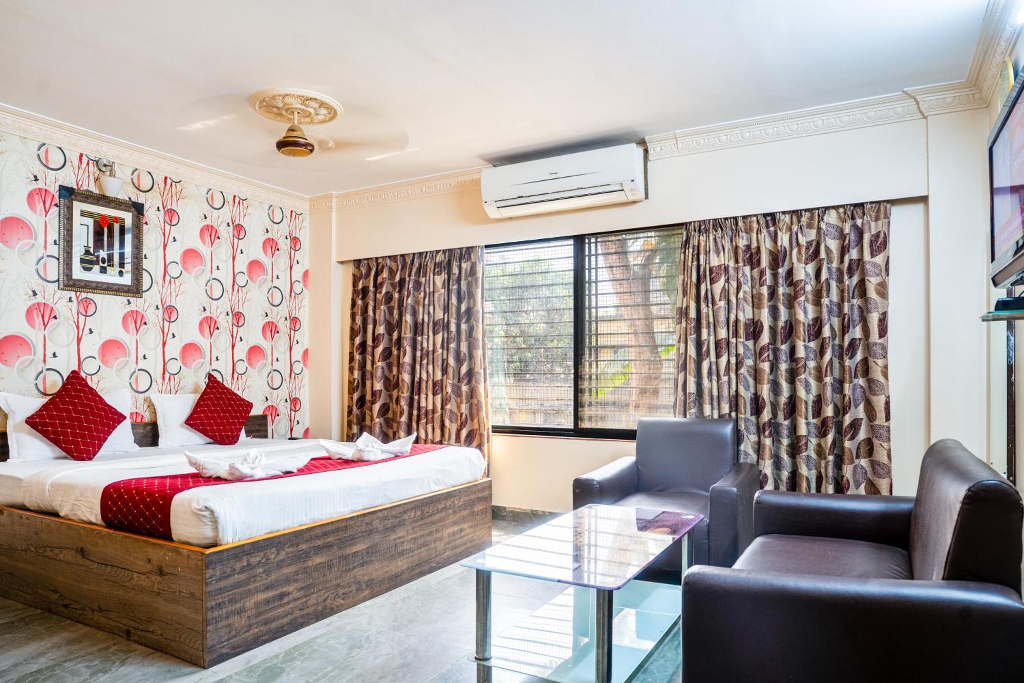 Apples Balaji Inn Силигури Экстерьер фото
